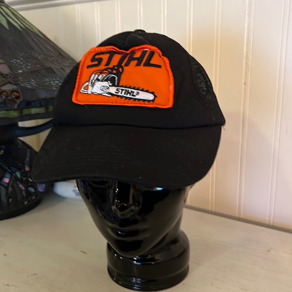 Stihl chainsaw outfitters SnapBack trucker hat black orange - Picture 1 of 4